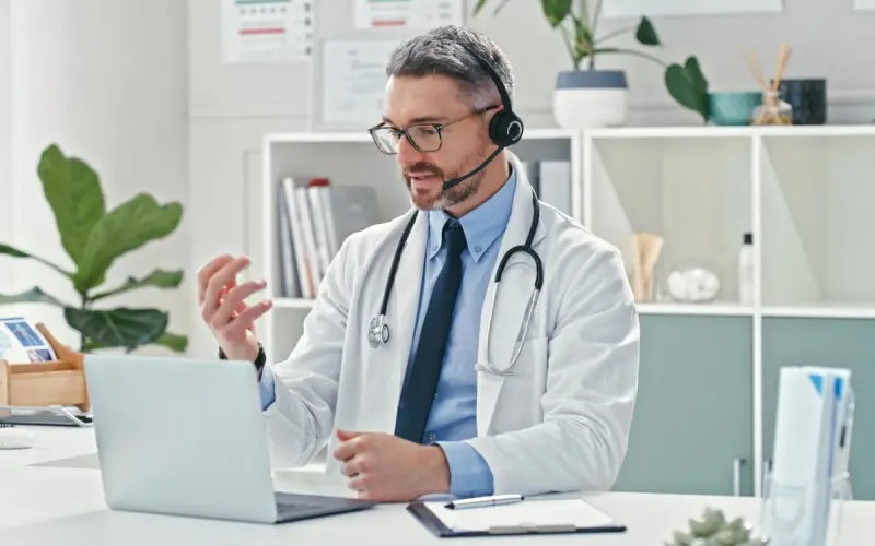 🩺 DKV Revoluciona la Telemedicina con Videollamadas Tripartitas: Un Paso Adelante en los Seguros de Salud